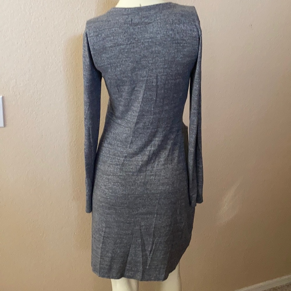 Abercrombie & Fitch Grey Fitted Dress👗 - Picture 3 of 6
